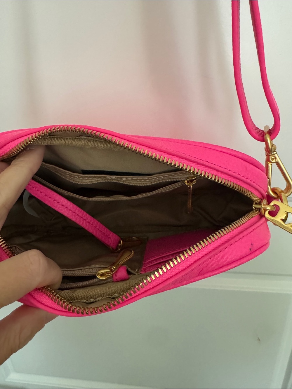 Bon Maxie The Sidekick Crossbody Bag Pink Leather - Picture 4 of 4